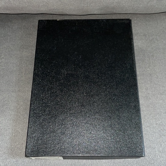 NWT. 6 piece steak knife set. - Picture 6 of 8